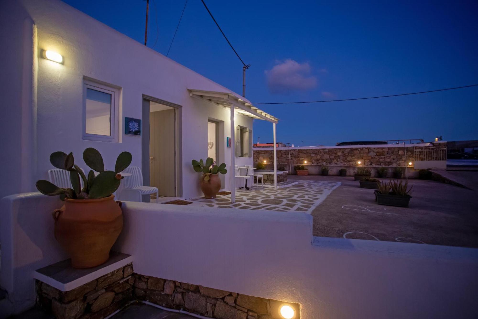 Sing And Blossom Accommodation Mykonos Town Buitenkant foto